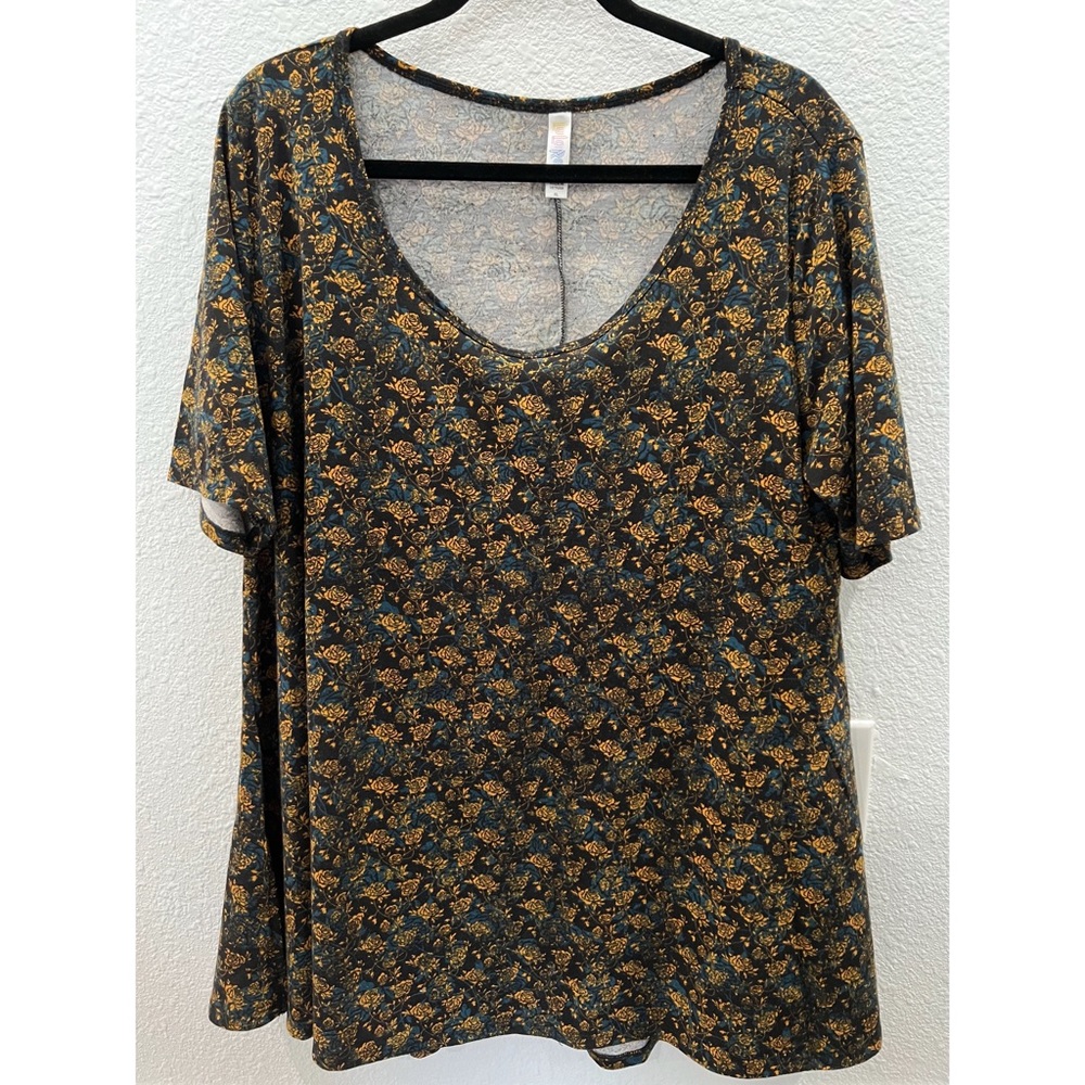 XL LuLaRoe Perfect Tee